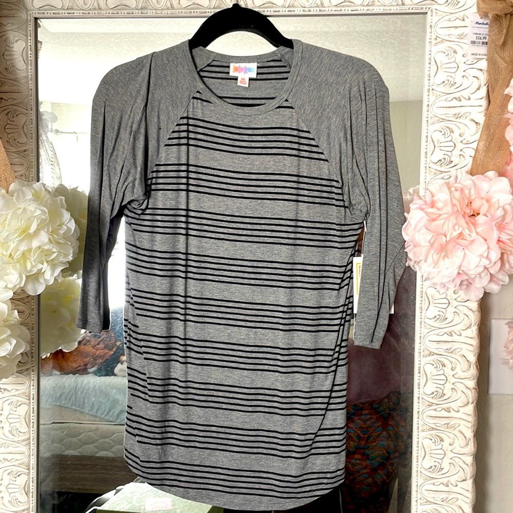 🖤NWT Baseball Tee🖤
